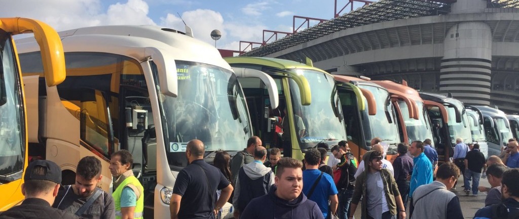 Solo Irizar al Parcheggio Di San Siro