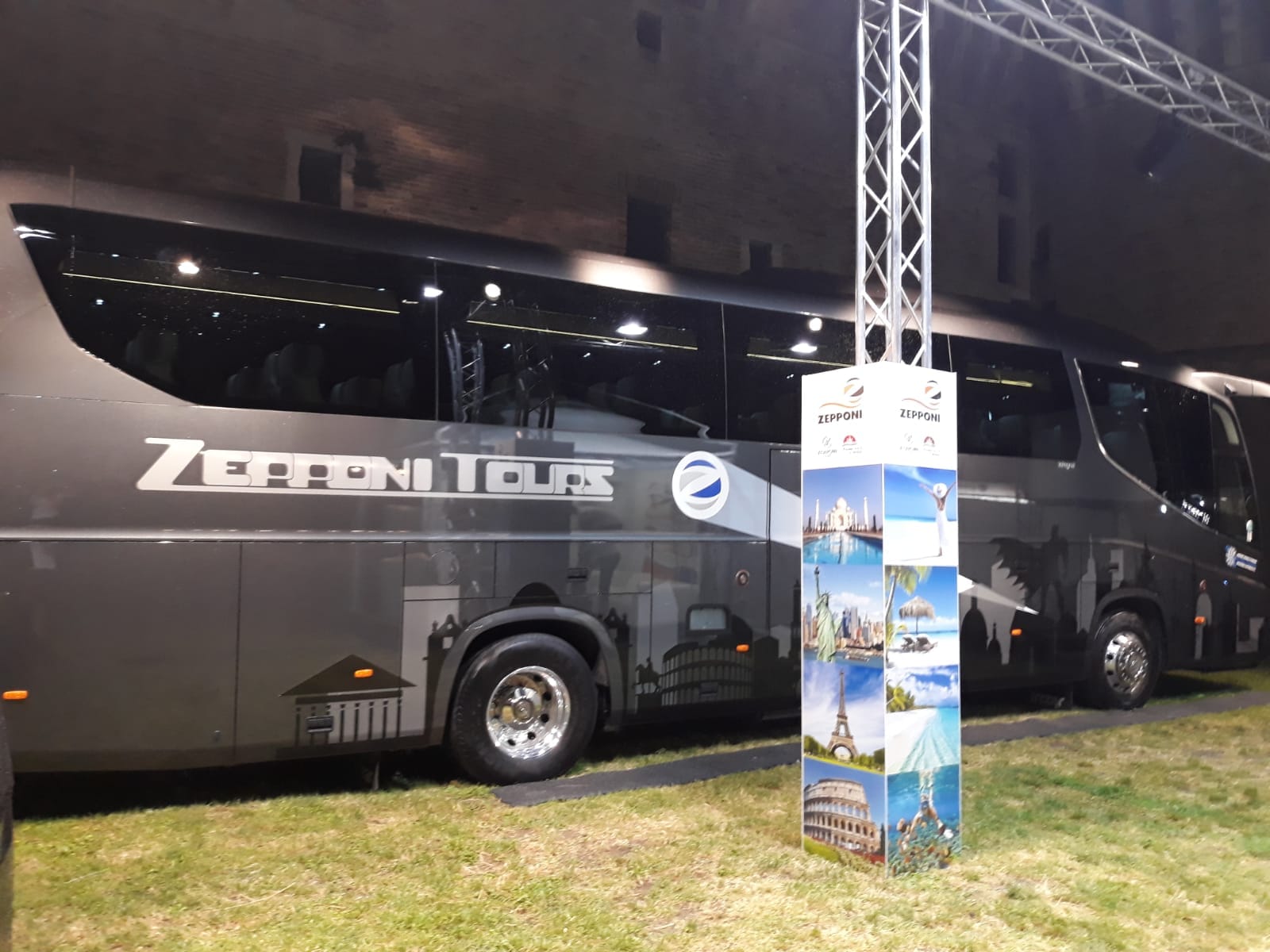 i8 della Zepponi Tours in Fiera a Senigallia, un super successo!!