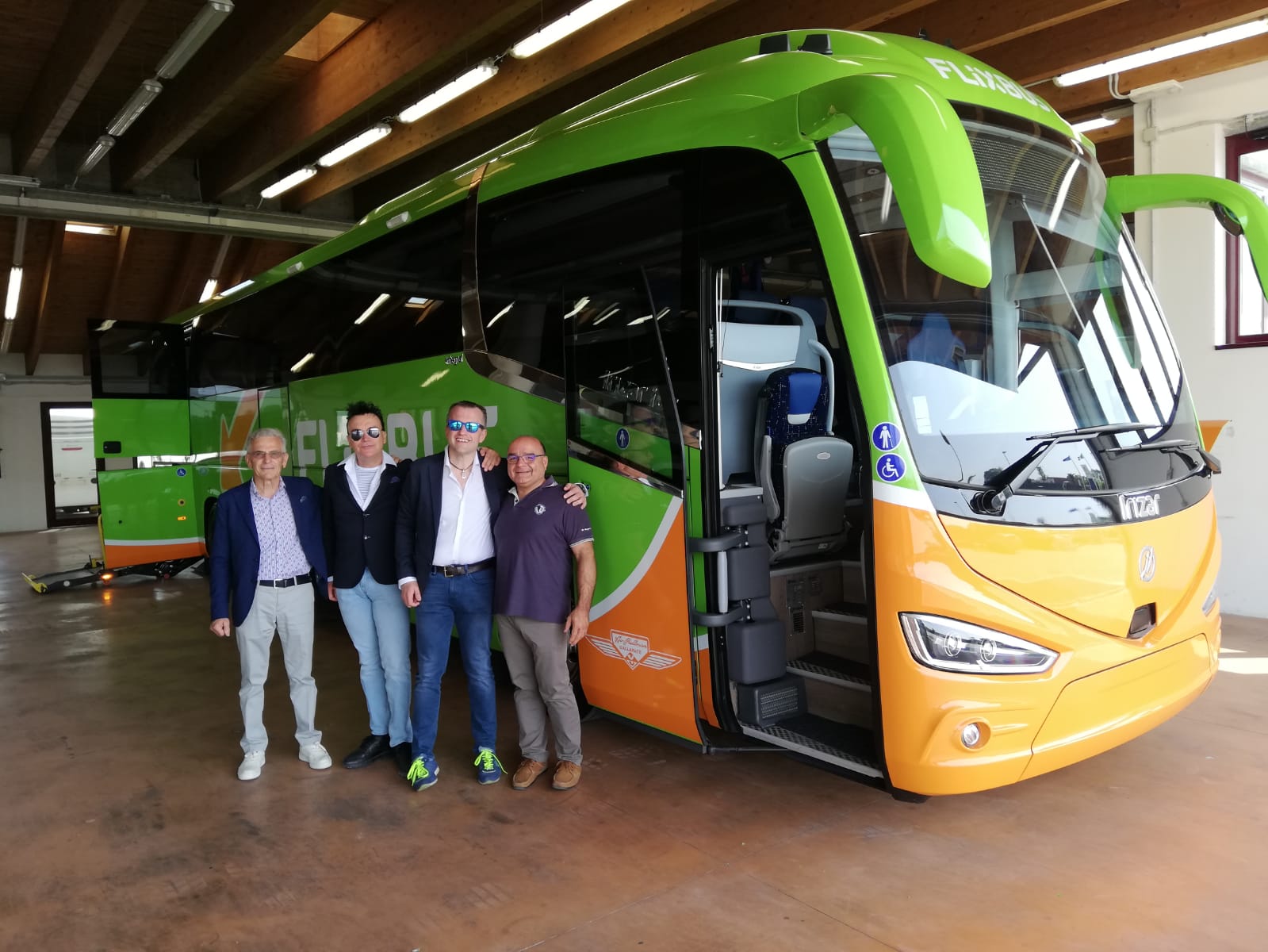 CONSEGNA AIR PULLMAN