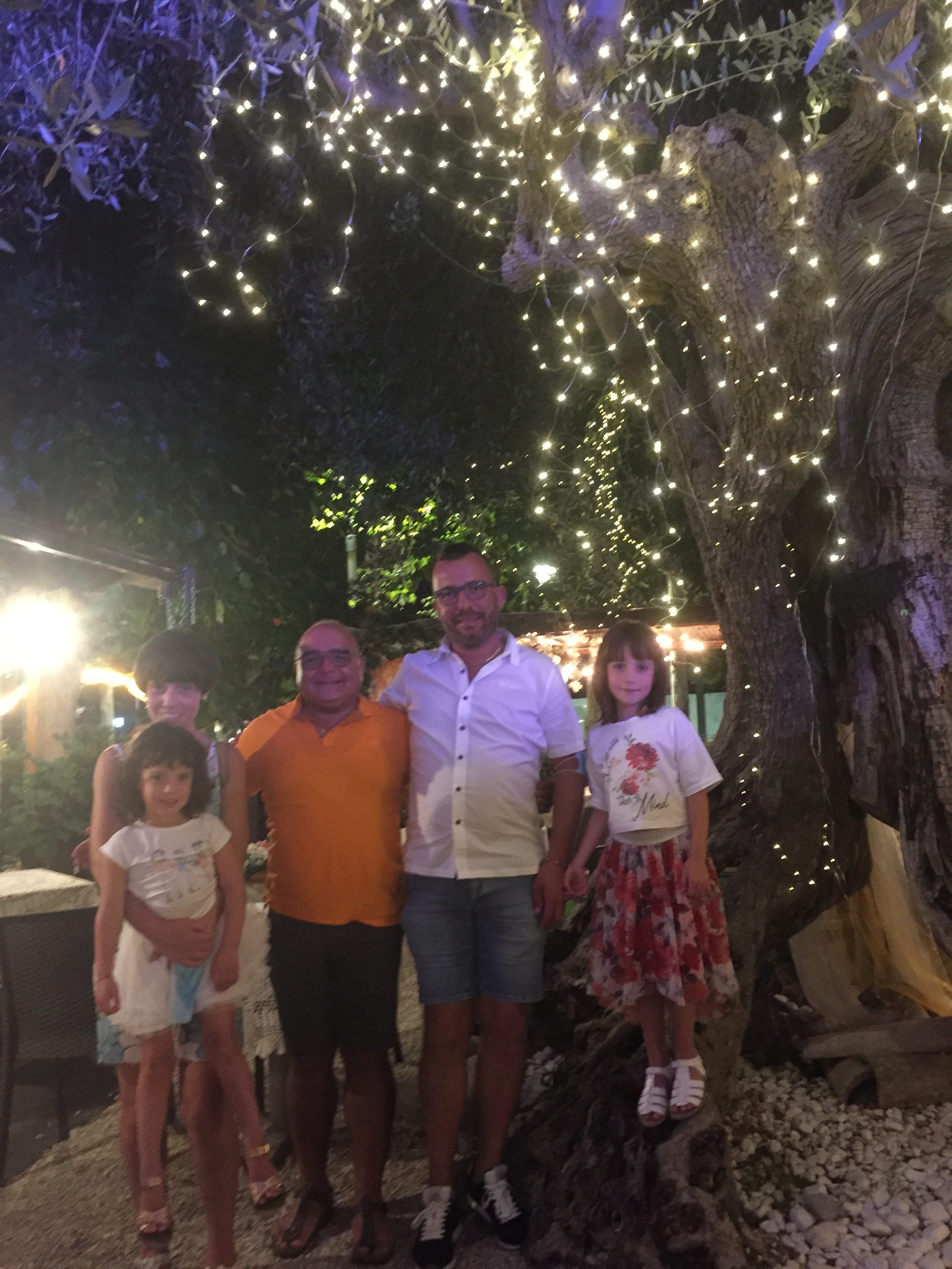 UN BELLA SERATA CON LA FAMIGLIA SONZOGNI