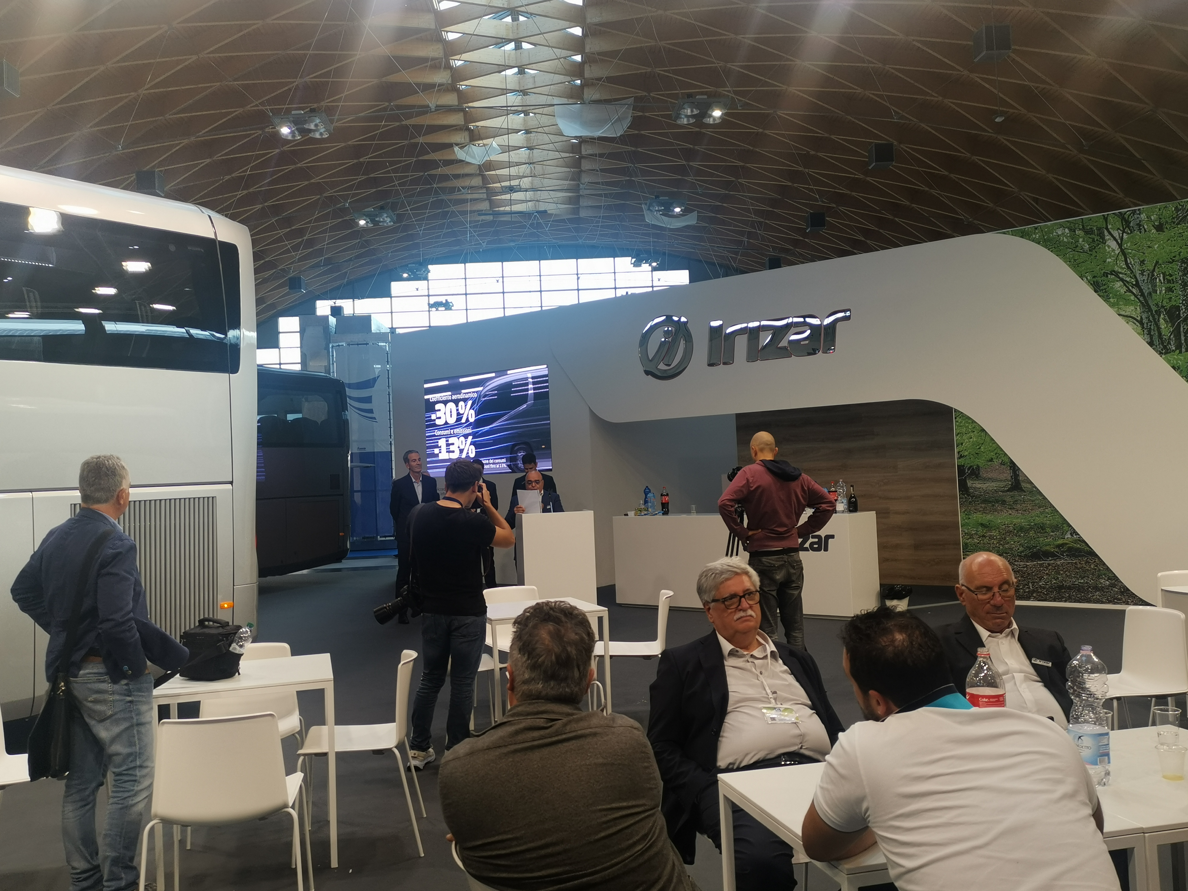 PRESENTAZIONE DEL NUOVO I6S EFFICENT