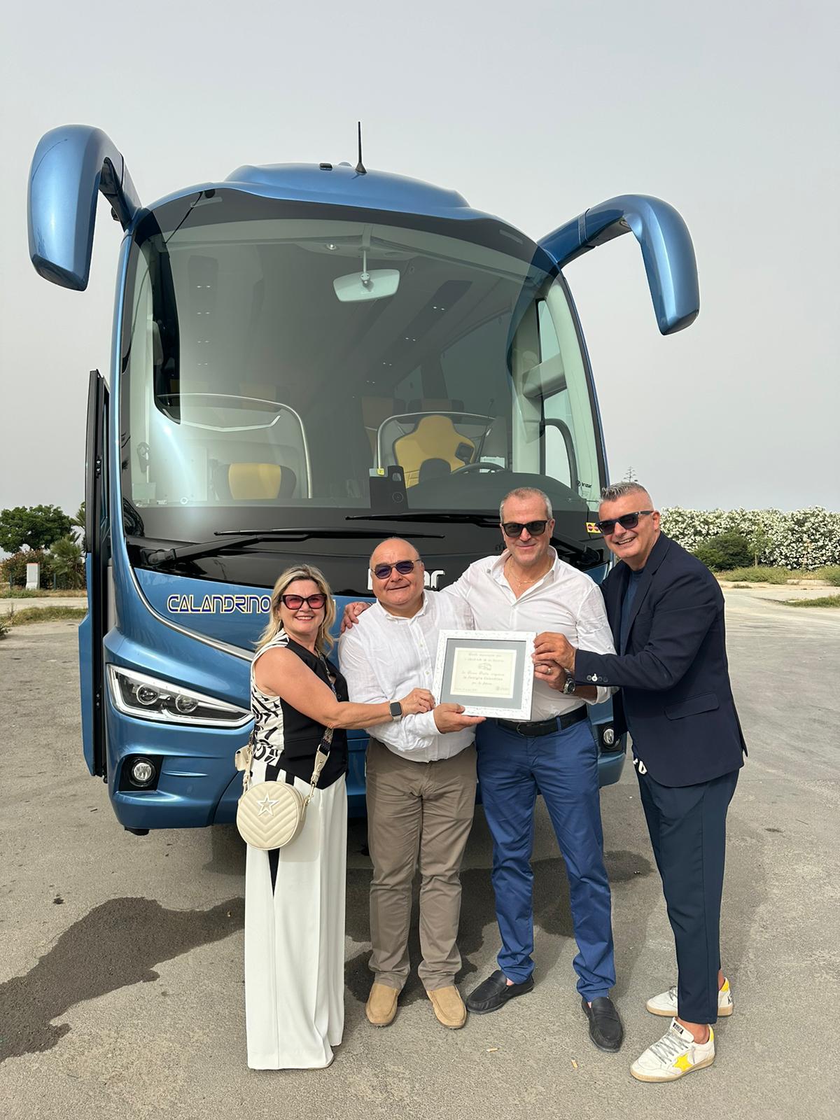 PRESENTAZIONE BUS CALANDRINO A PALERMO